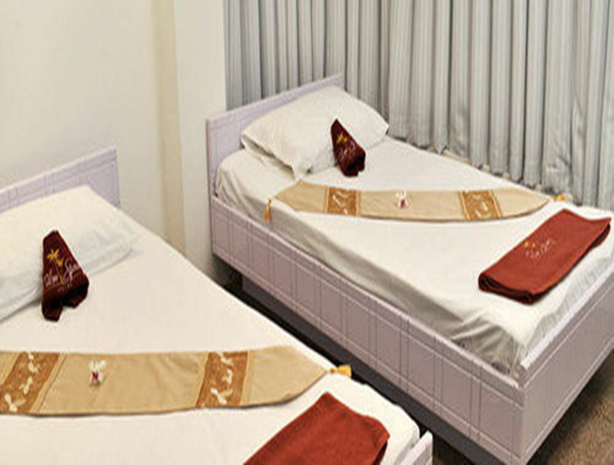 Palm Spring Resort Янгон Екстериор снимка