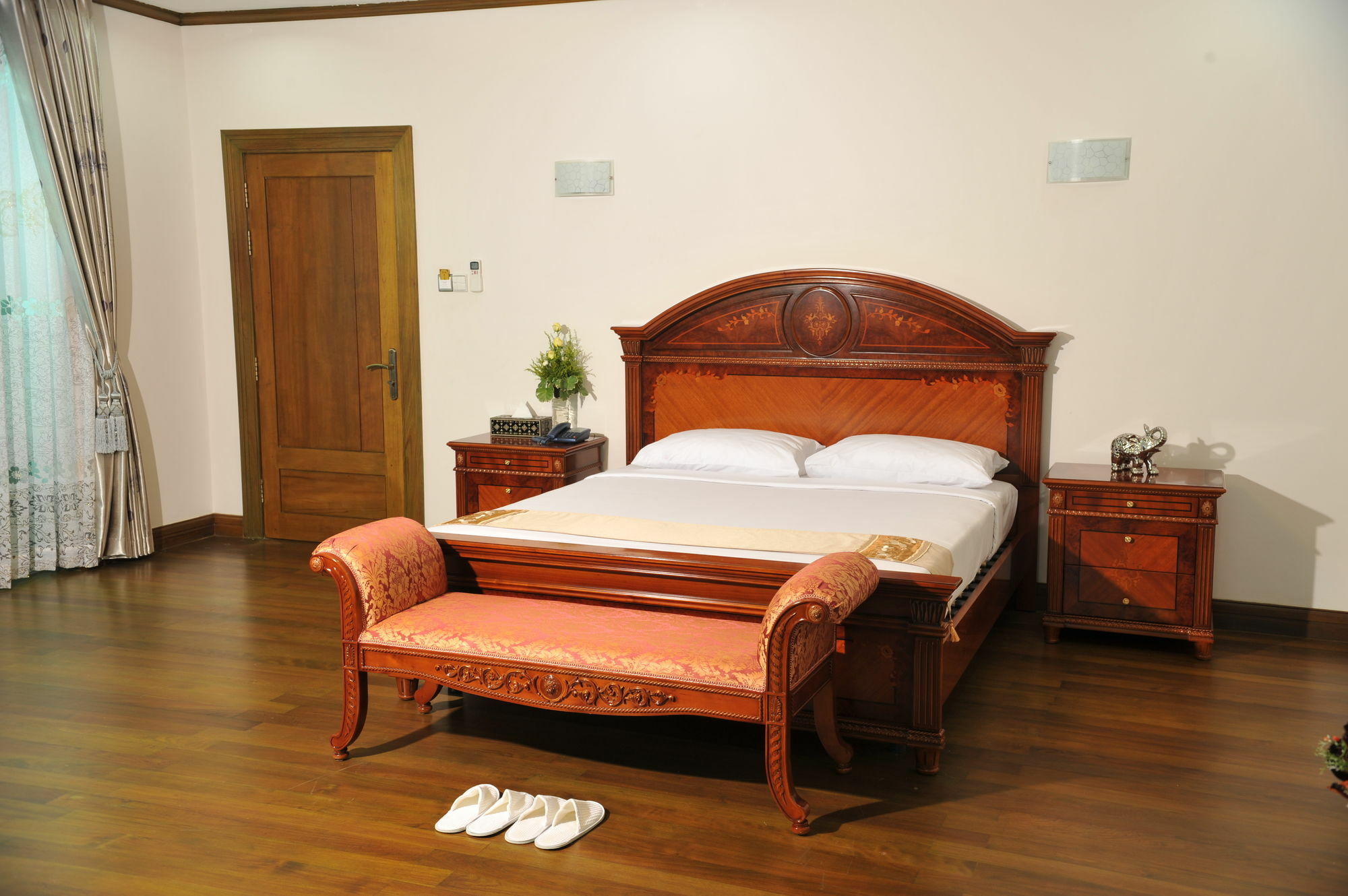 Palm Spring Resort Янгон Екстериор снимка
